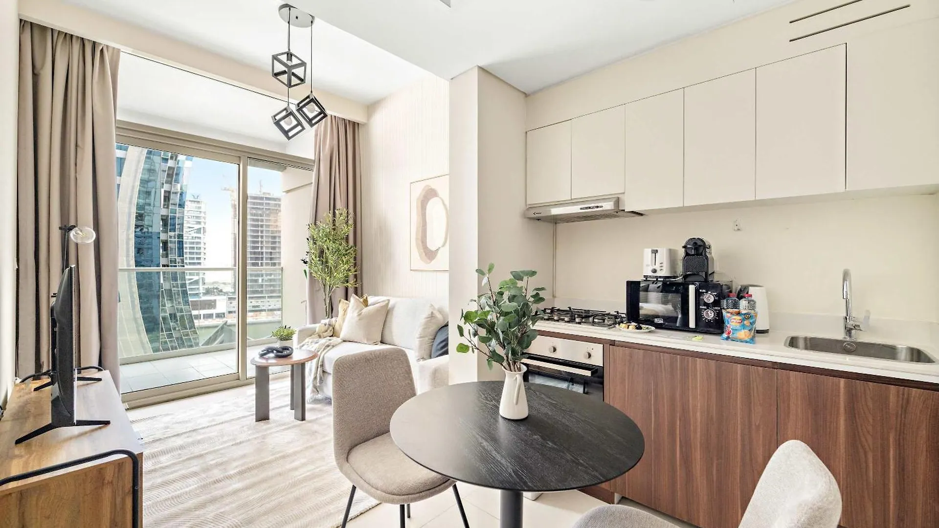 Apartment Silkhaus Stylish 1Bdr In Vera Tower Nearby Canal Dubai