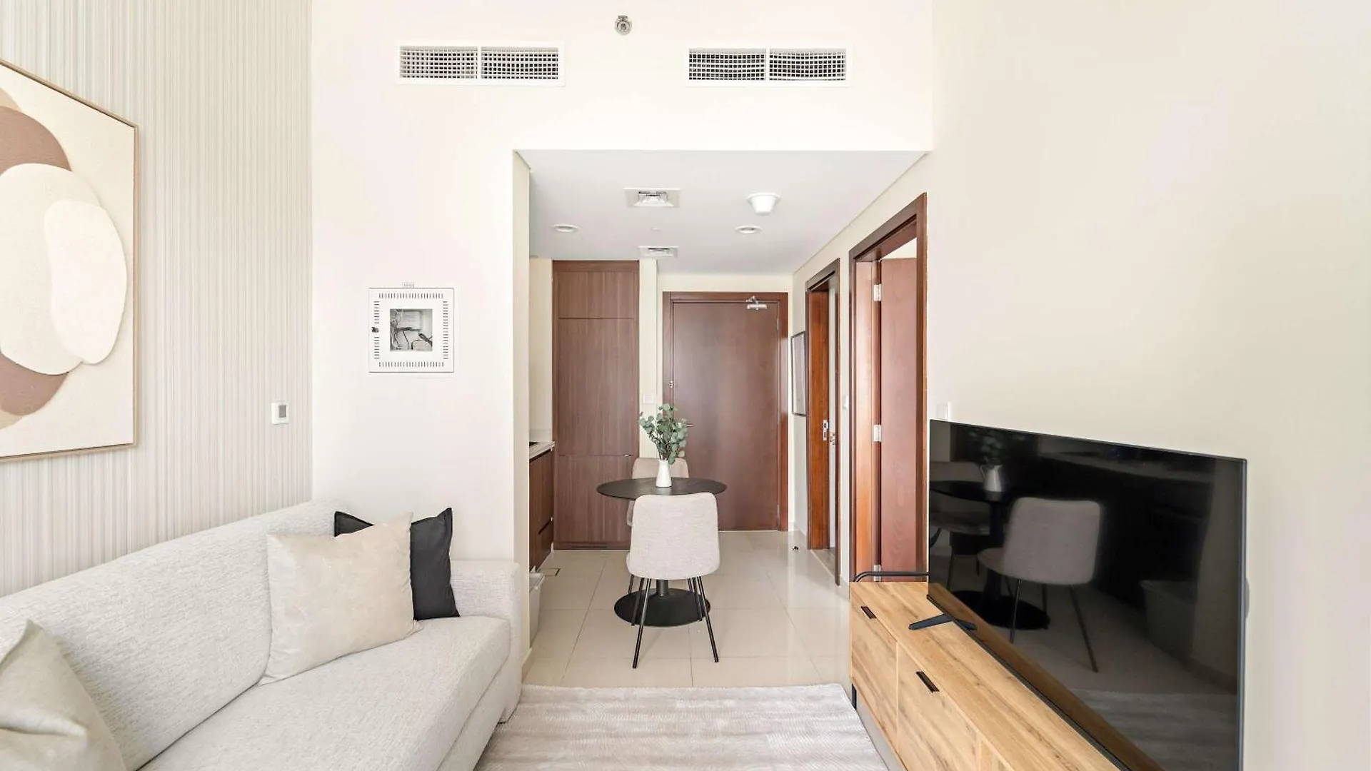 Silkhaus Stylish 1Bdr In Vera Tower Nearby Canal Dubai 0*,
